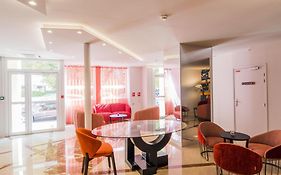 Mercure Paris Pont de Levallois Neuilly